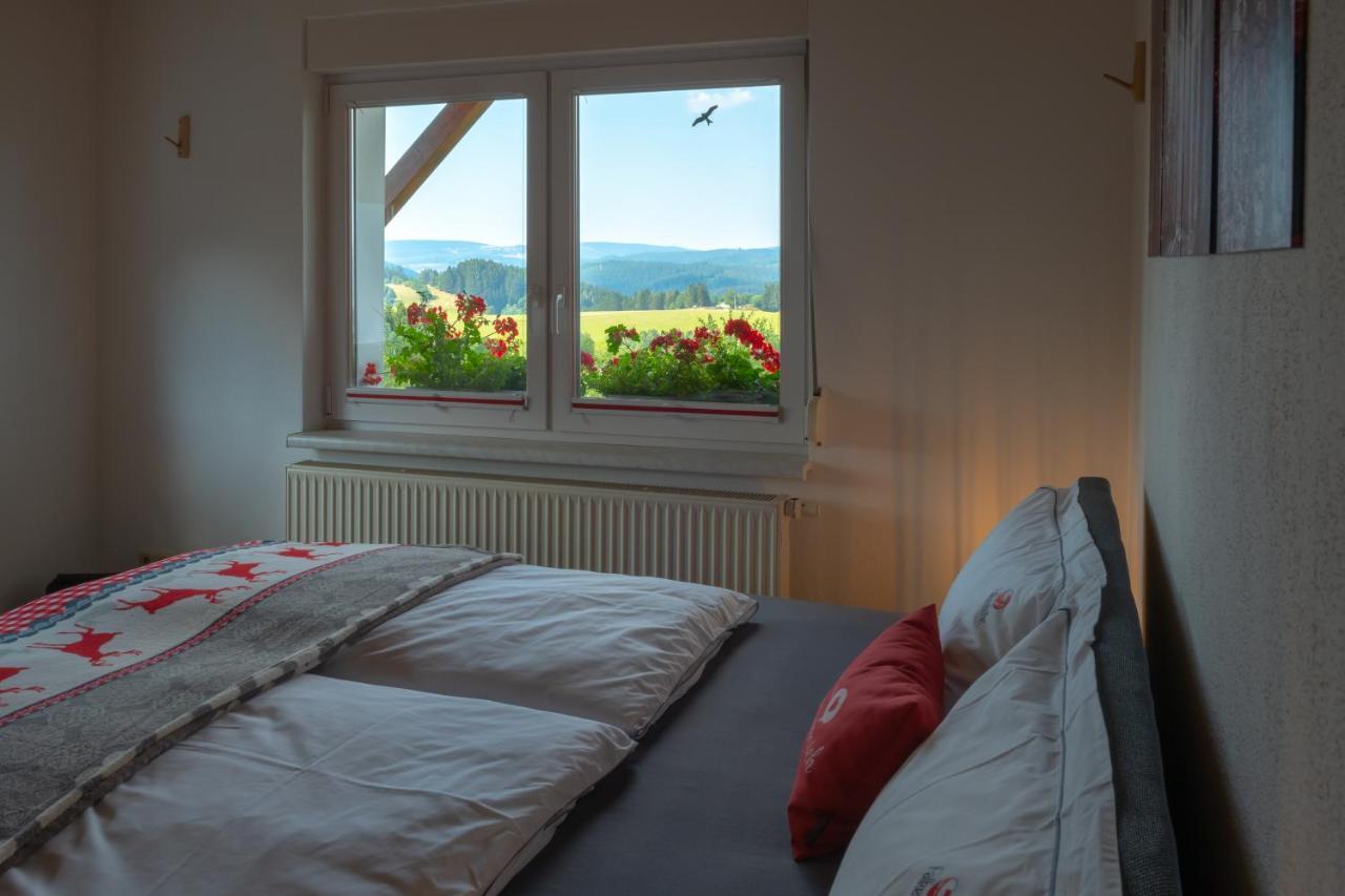 Ferienwohnung Fuchsbau Im Eg Des Ferienhauses Falkenhoehe Oberweißbach Esterno foto